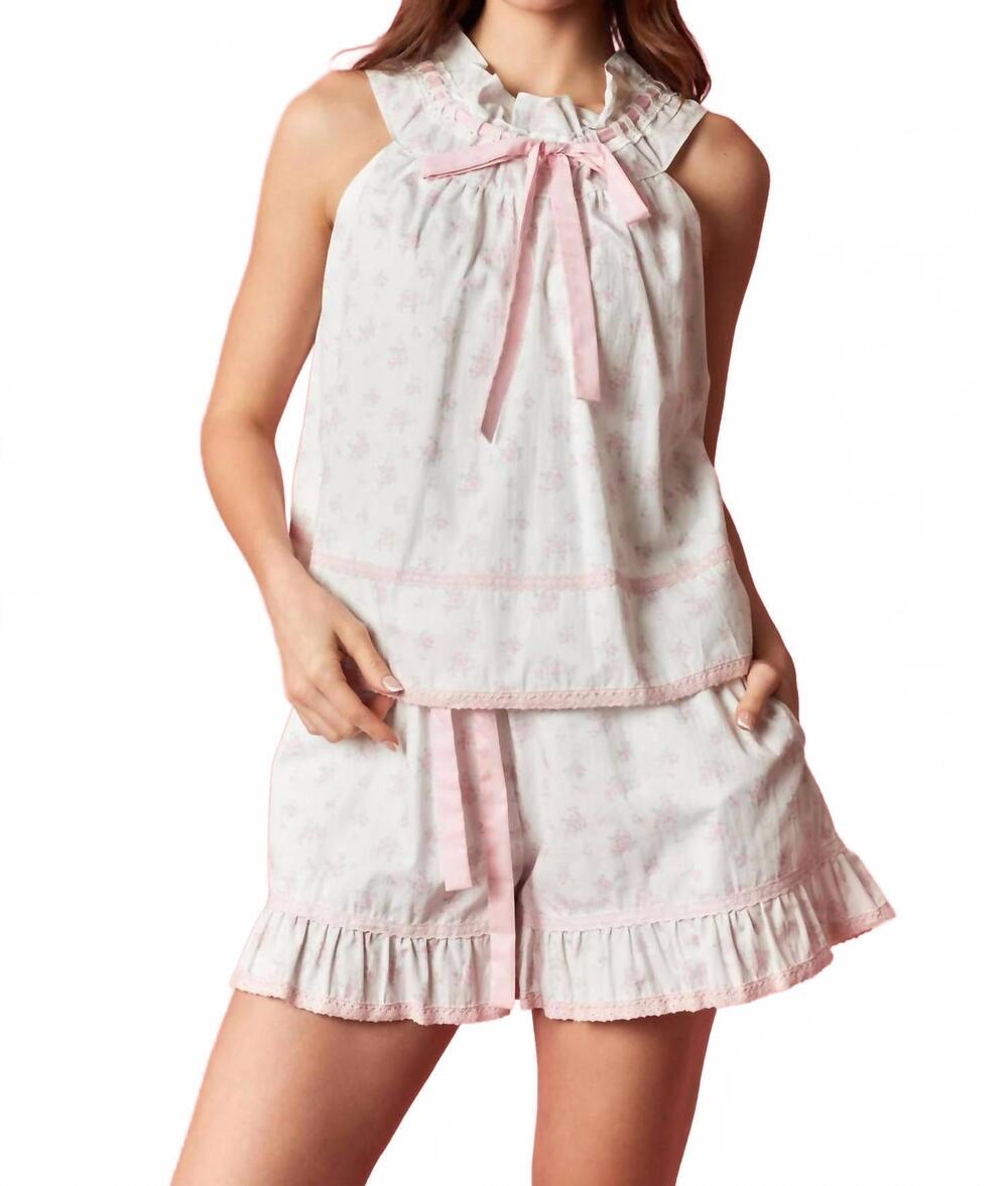 NEW PEACH LOVE queen charlotte pajama set in light pink